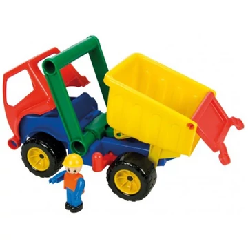 Lena dömper játékfigurával